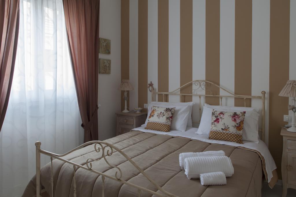 Double Room,1719910185:JPEG